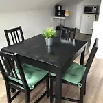 Leda Vendeghaz Apartment