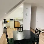 Leda Vendeghaz Apartment *