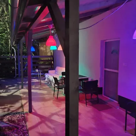 Leda Vendeghaz Apartment
