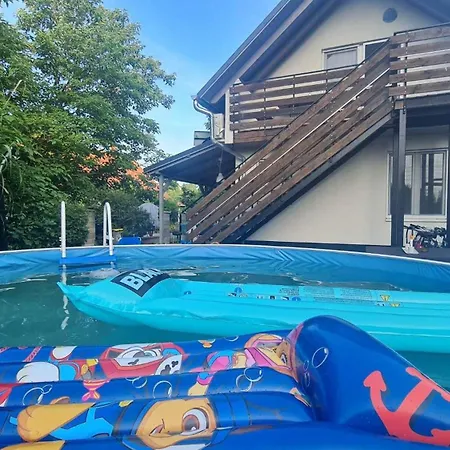 Leda Vendeghaz * Balatonfenyves