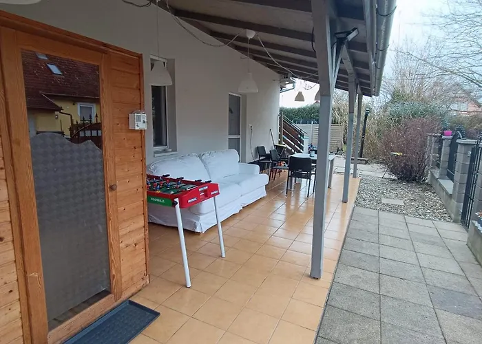 アパート Leda Vendeghaz