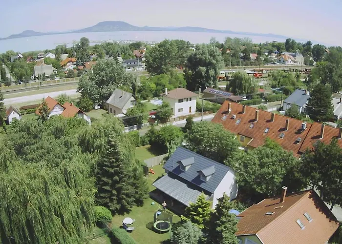 Leda Vendeghaz アパート *